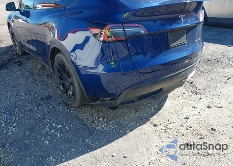 2023 Tesla Model Y Awd/Long Range Dual Motor All-Wheel Drive from USA, damaged, VIN 7SAYGAEE0PF970731